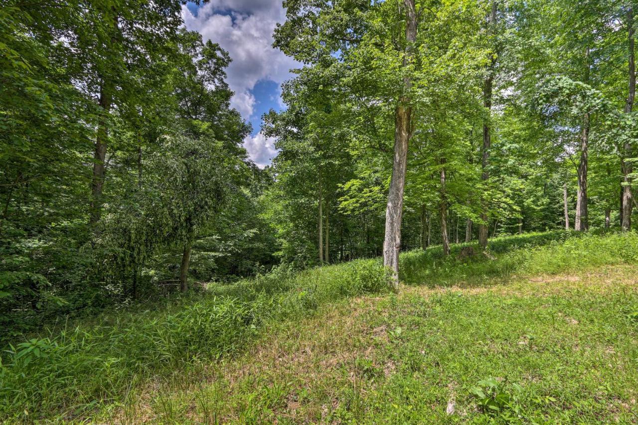 Butler Cabin On 19 Acres With Hot Tub And Fire Pit! Exterior foto