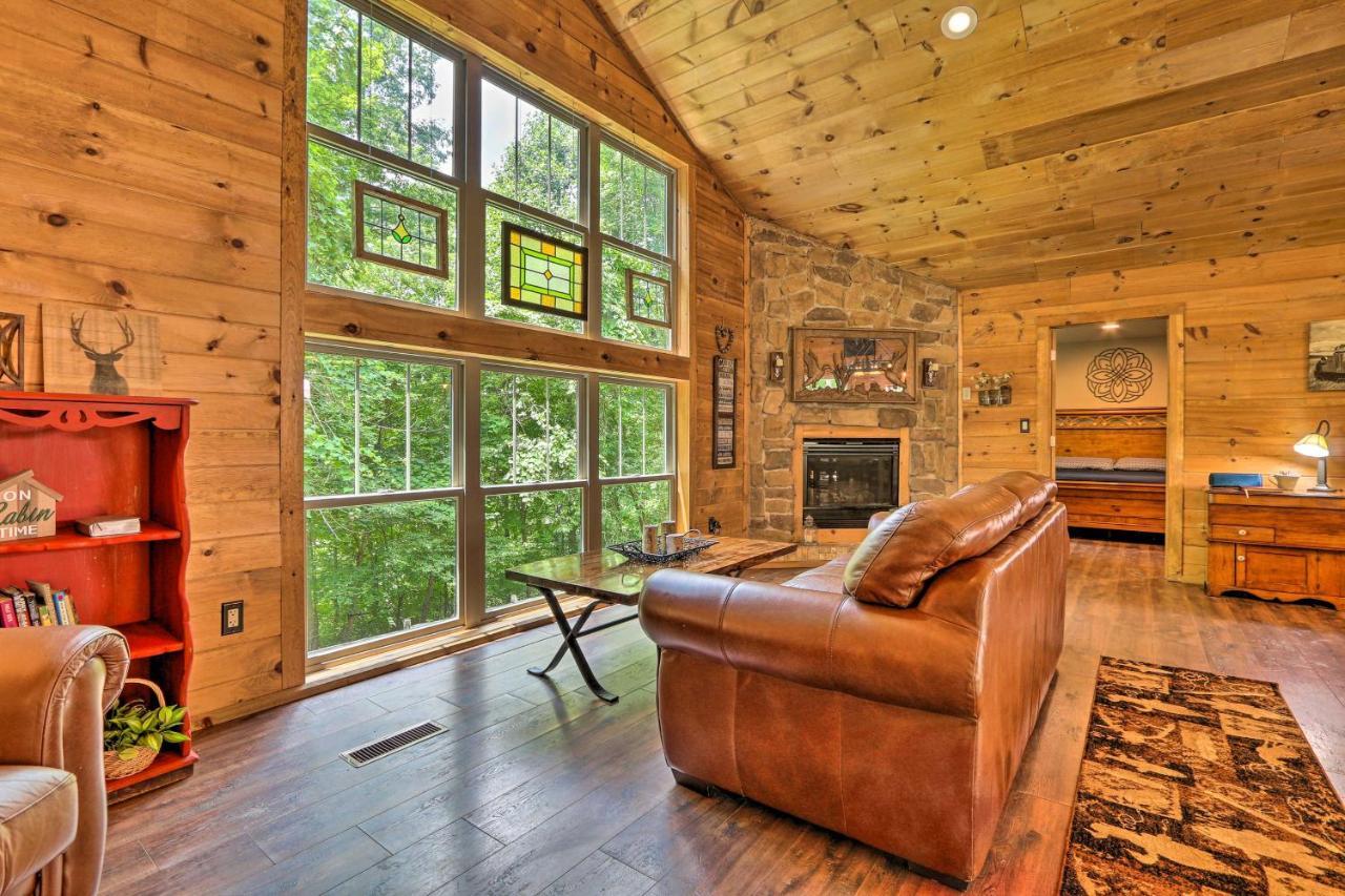 Butler Cabin On 19 Acres With Hot Tub And Fire Pit! Exterior foto
